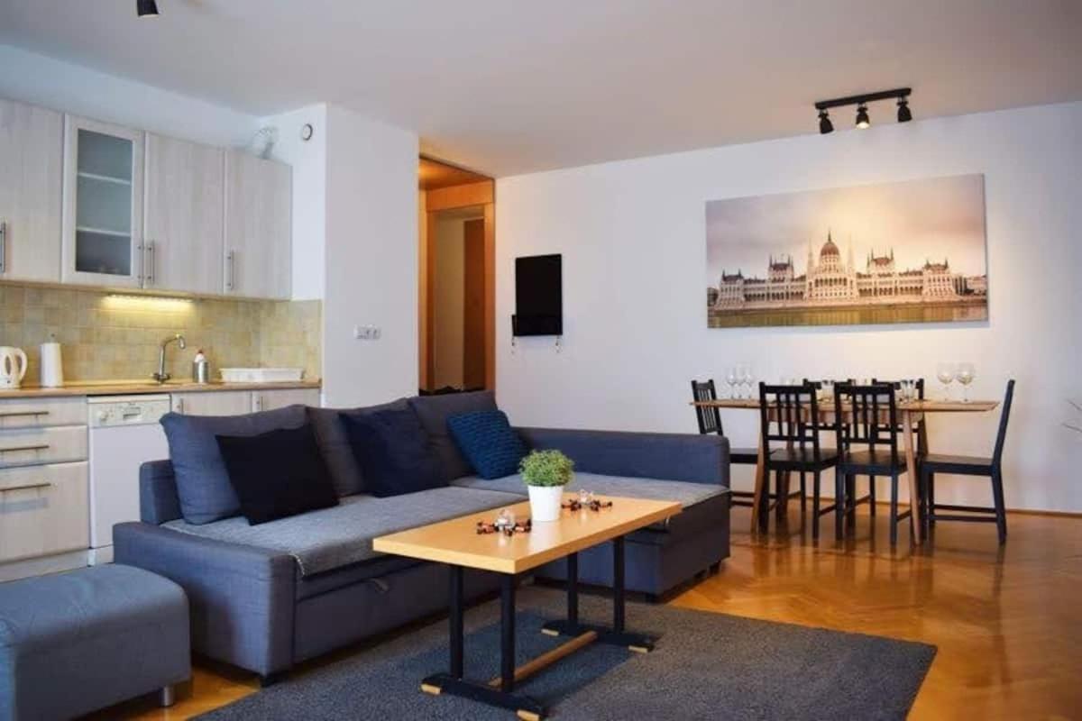 Cosy Apartment In Budapest Downtown With Free Garage Parking Budapeste Exterior foto